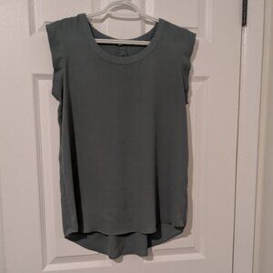 Pleione flutter sleeve flowy blouse size small